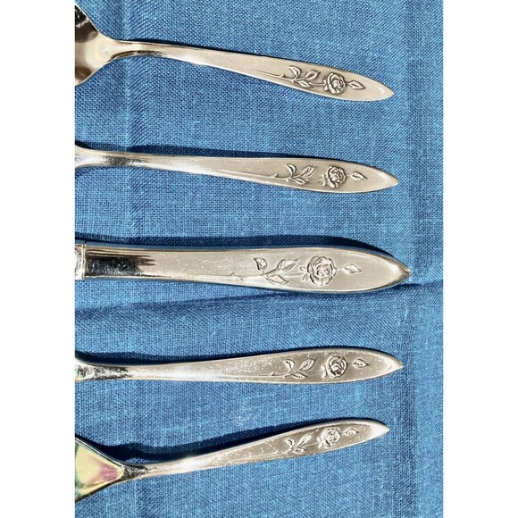 65 Piece Set Oneida Stainless 5-Pc Place Settings for 12 My Rose Pattern - Picture 2 of 16